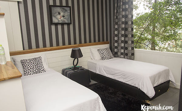 The peak home review , hotel bandung, the peak bandung, hotel bandung, travel blogger 