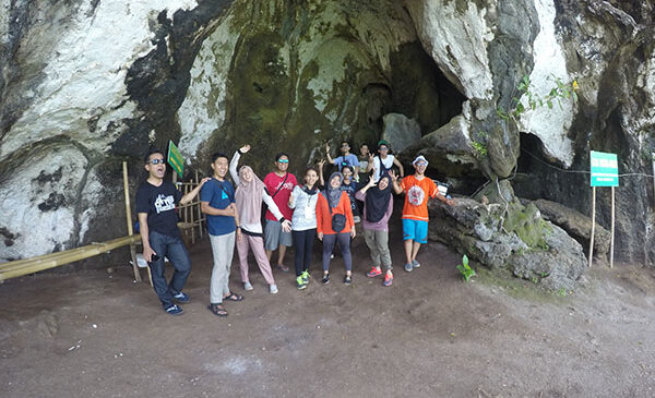 Pantai Watu Bale, Kebumen, wisata desa, pantai kebumen, pantai indonesia, jawa tengah, pusat studi desa indonesia 